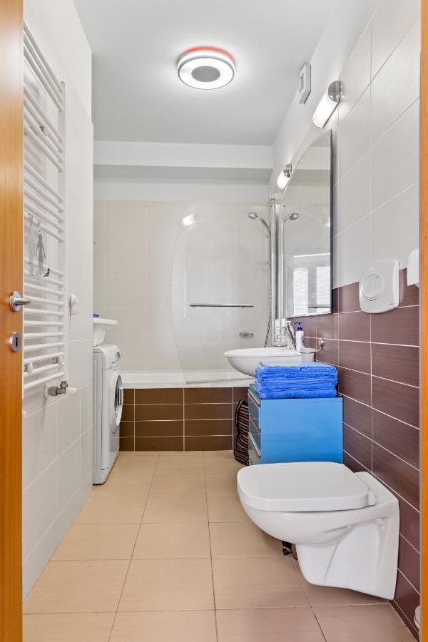 125 Sqm Family Friendly With Kids Room Bucareste Exterior foto