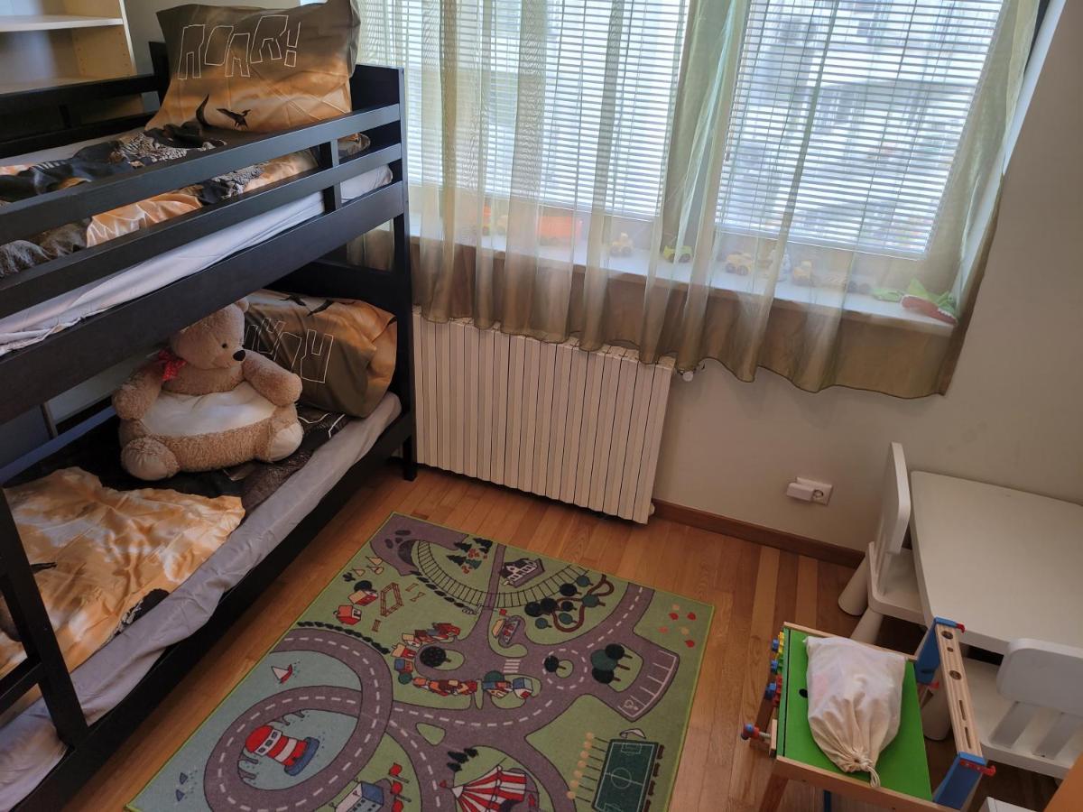 125 Sqm Family Friendly With Kids Room Bucareste Exterior foto