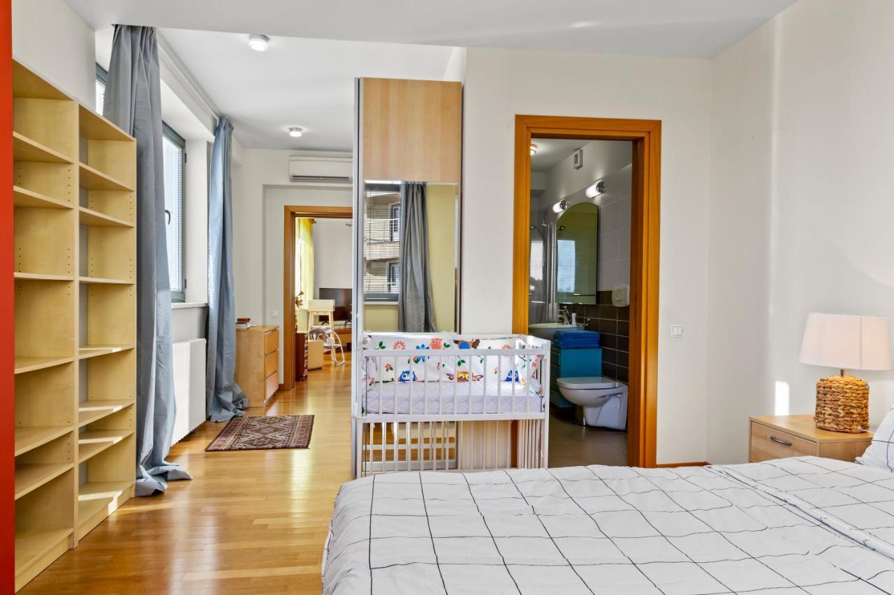 125 Sqm Family Friendly With Kids Room Bucareste Exterior foto