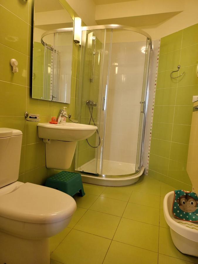 125 Sqm Family Friendly With Kids Room Bucareste Exterior foto